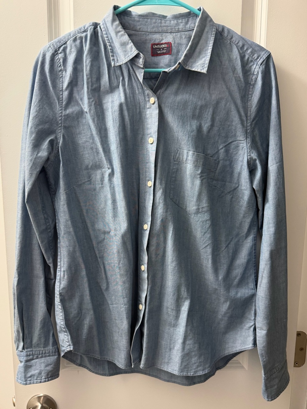 Untuckit Light Blue Chambray Button-Up Shirt - Size 8